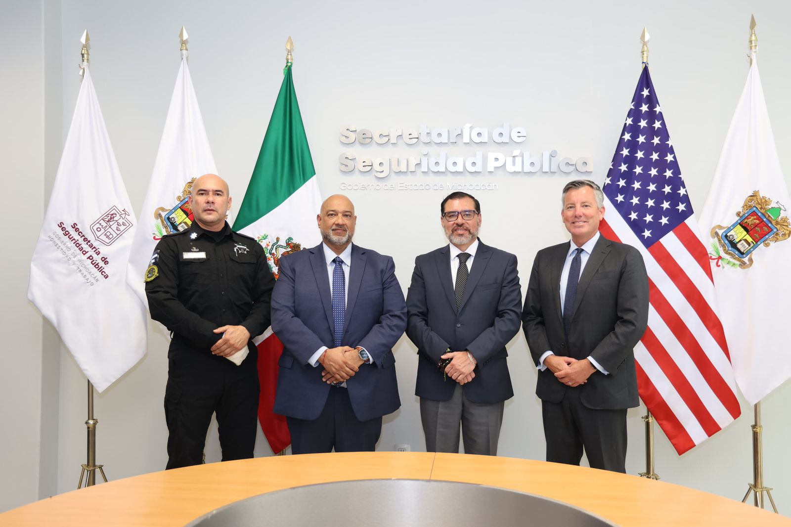 SSP y autoridades de EUA se reúnen para mejorar trabajo antiexplosivos en Michoacán