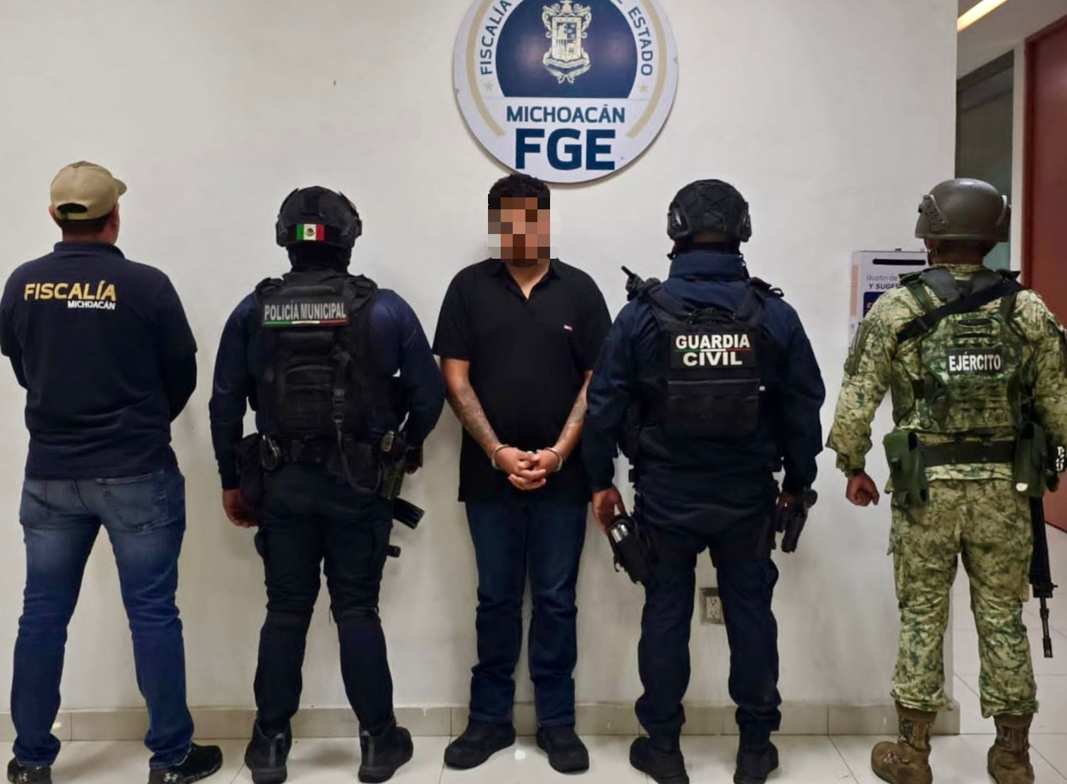 SSP detiene a hombre con orden de aprehensión por homicidio en Zamora SSP detiene a hombre con orden de aprehensión por homicidio en Zamora