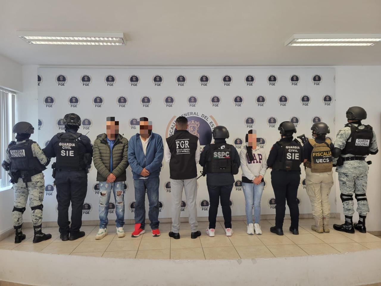 Detenidos en flagrancia 3 presuntos extorsionadores y secuestradores en Pátzcuaro: SSP Detenidos en flagrancia 3 presuntos extorsionadores y secuestradores en Pátzcuaro: SSP