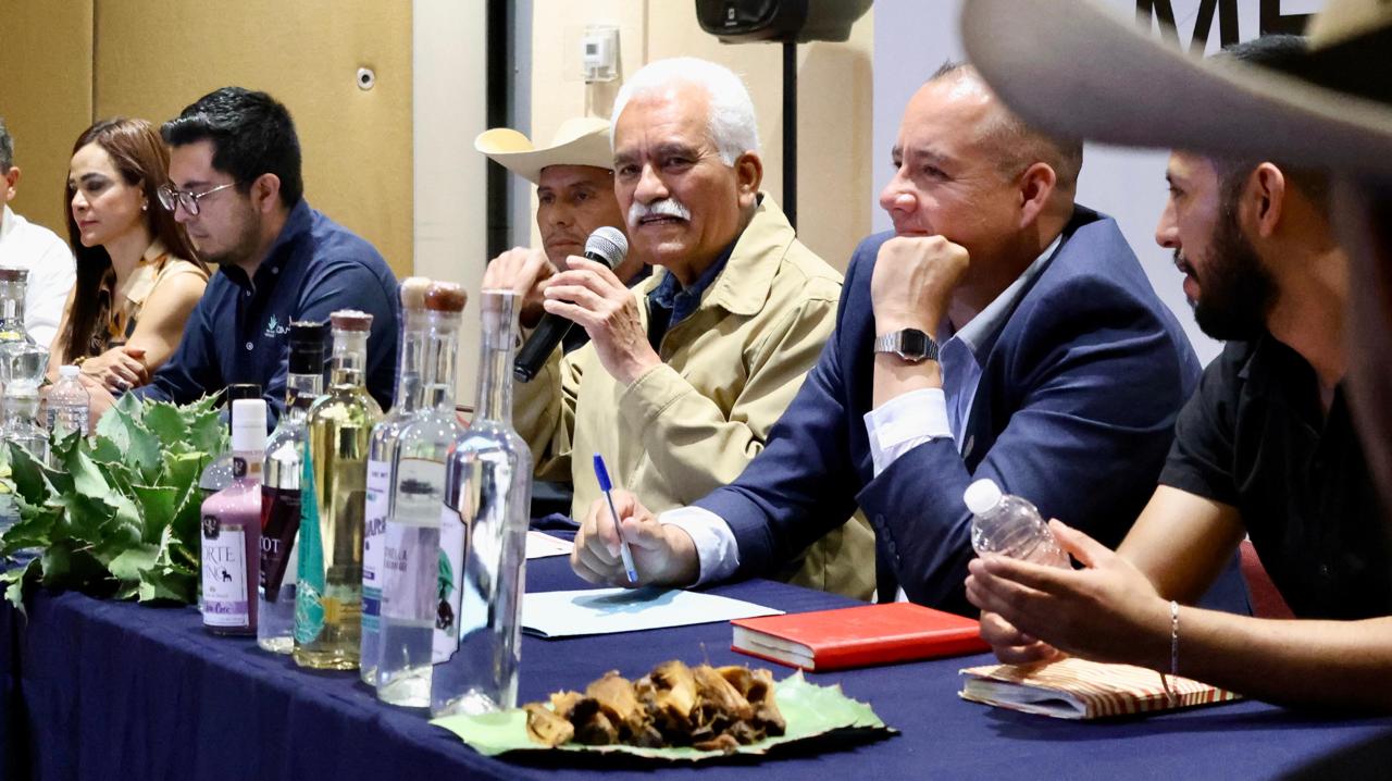 Sader llama a mezcaleros a regularizar producción