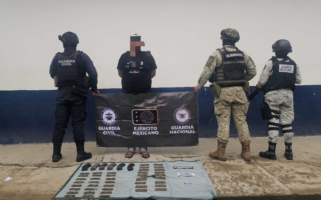 Fuerzas estatales y federales capturan a objetivo delincuencial en Apatzingán Fuerzas estatales y federales capturan a objetivo delincuencial en Apatzingán