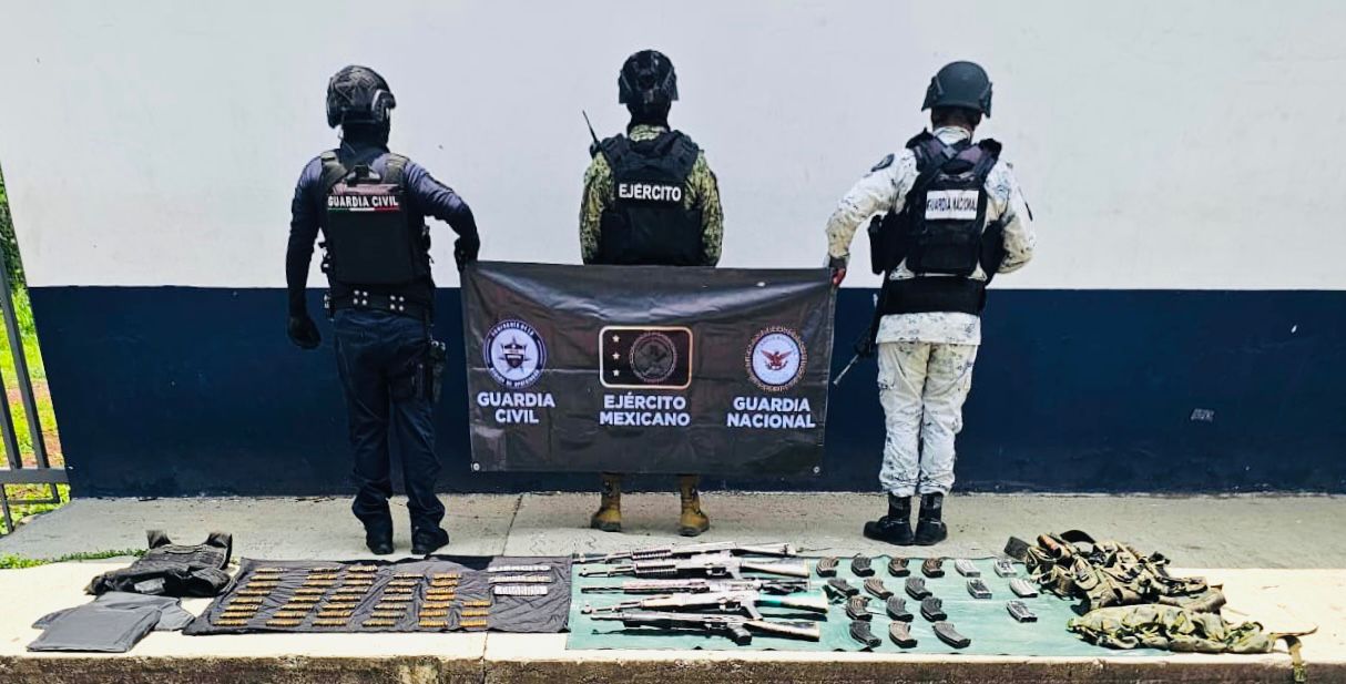 Aseguran SSP y Defensa cinco armas largas y más de 400 municiones en Buenavista Aseguran SSP y Defensa cinco armas largas y más de 400 municiones en Buenavista