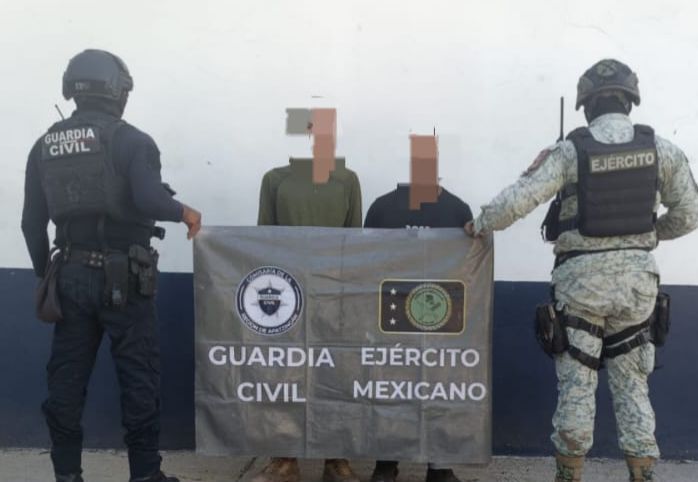 Tras agresión armada, SSP y Defensa aseguran a dos hombres y armamento en Apatzingán