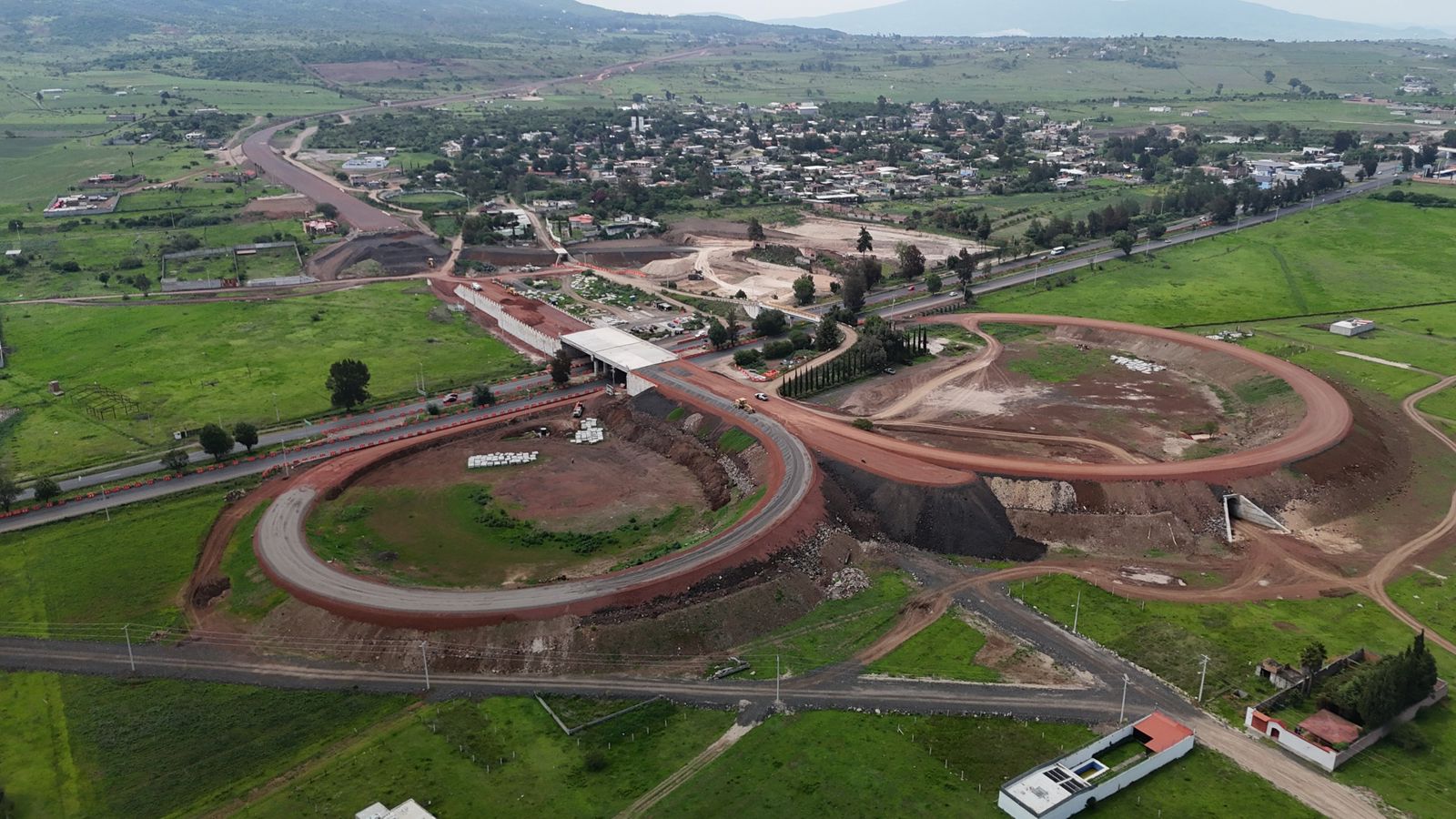 Morelia se transforma con obra del segundo anillo periférico: SCOP Morelia se transforma con obra del segundo anillo periférico: SCOP