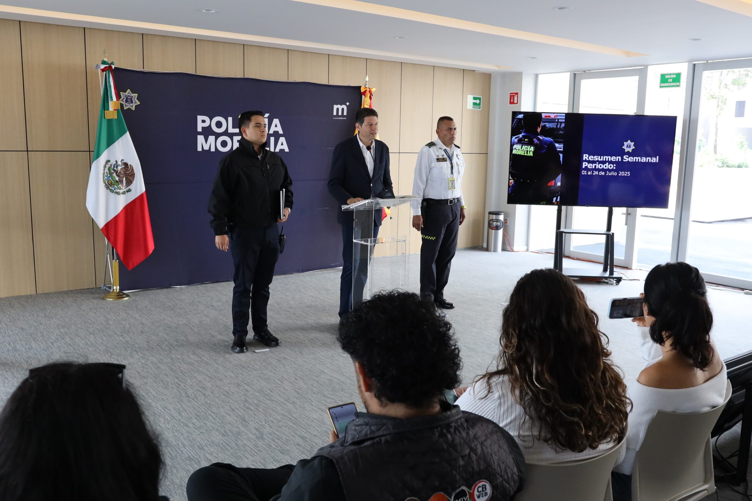 Presenta Alfonso Martínez resultados de la Policía Morelia en construcción de la paz Presenta Alfonso Martínez resultados de la Policía Morelia en construcción de la paz