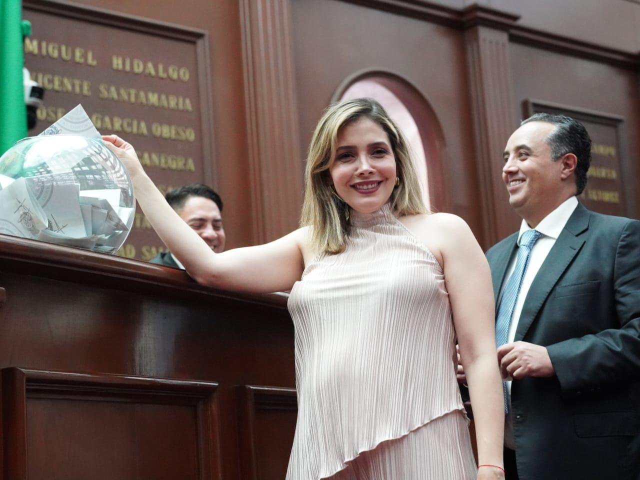 Tras designaciones, Brissa Arroyo da voto de confianza Josué Mejía en CEDH y de Víctor Serrato en CEAV Tras designaciones, Brissa Arroyo da voto de confianza Josué Mejía en CEDH y de Víctor Serrato en CEAV
