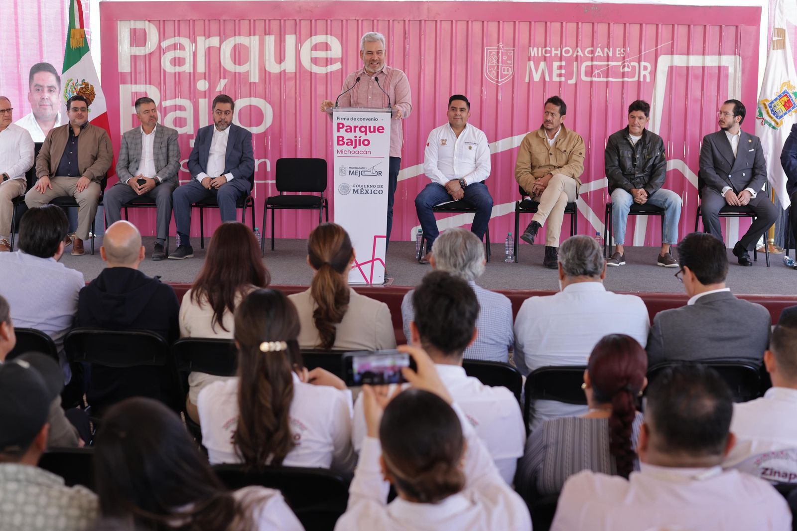 Firma ARB convenio para primer Polo de Desarrollo Económico para el Bienestar del país Firma ARB convenio para primer Polo de Desarrollo Económico para el Bienestar del país