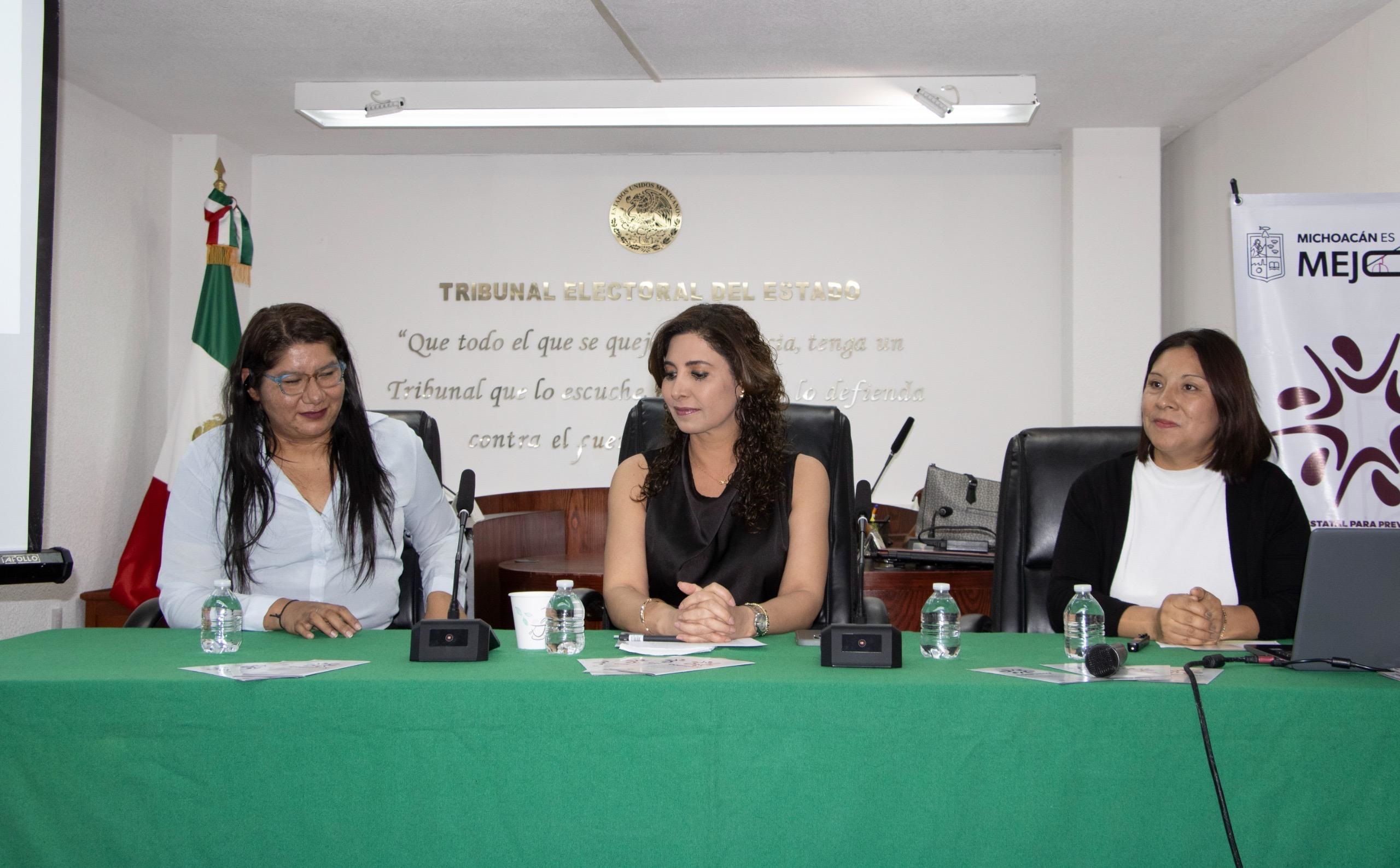 Inaugura Magistrada Yurisha Andrade Morales curso para Prevenir el acoso, hostigamiento y violencia laboral. Inaugura Magistrada Yurisha Andrade Morales curso para Prevenir el acoso, hostigamiento y violencia laboral.