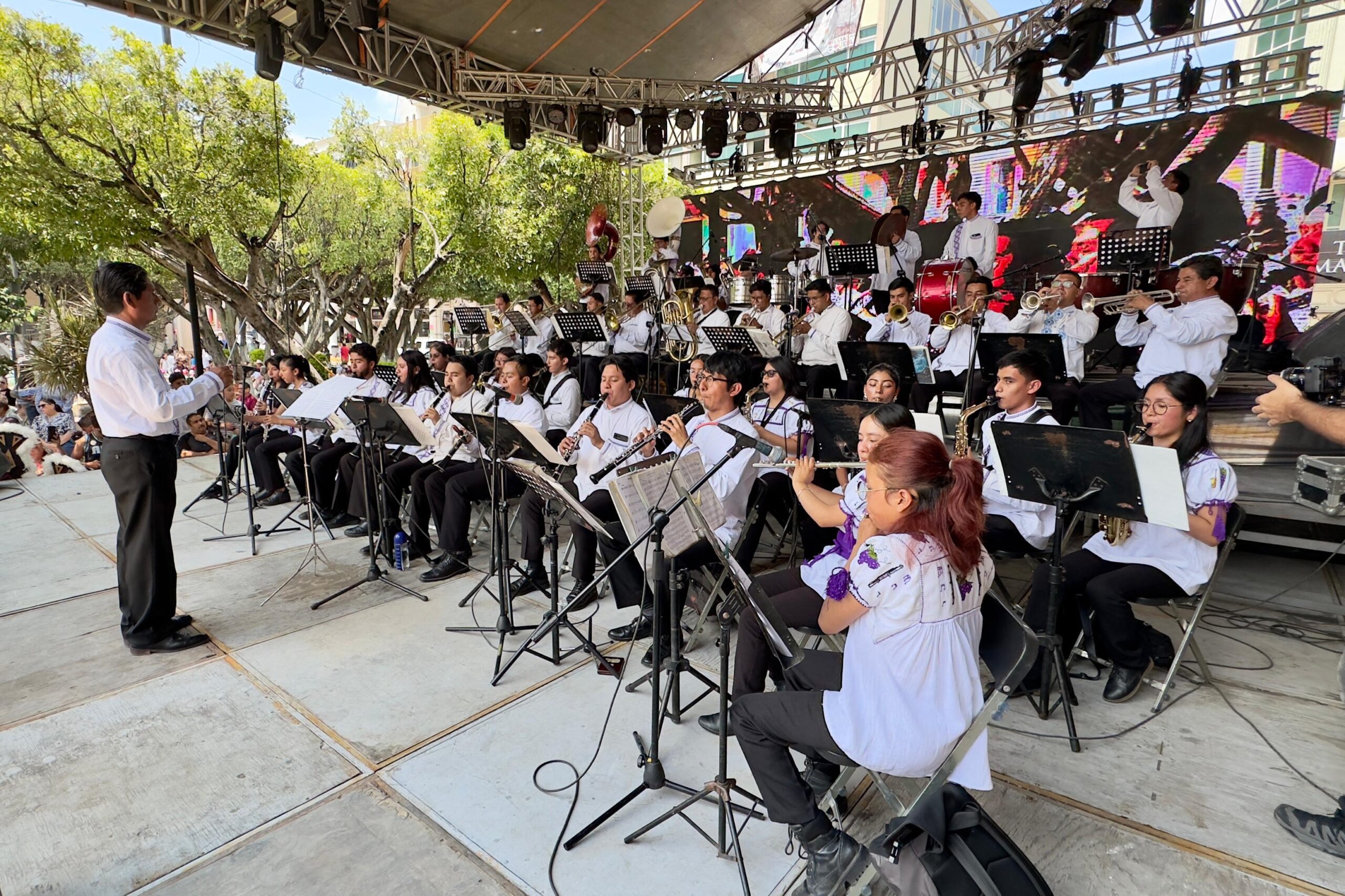 Nueva tema musical de los Tlahualiles fue grabado en Sonopedia: Secum Nueva tema musical de los Tlahualiles fue grabado en Sonopedia: Secum