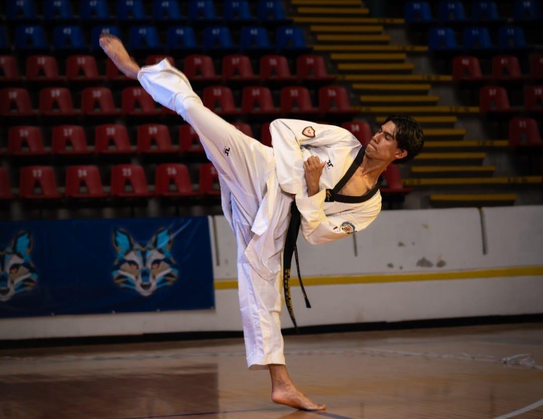 Tras sumar dos medallas de Plata, el taekwondoin Alonso Pineda buscará el Oro Tras sumar dos medallas de Plata, el taekwondoin Alonso Pineda buscará el Oro