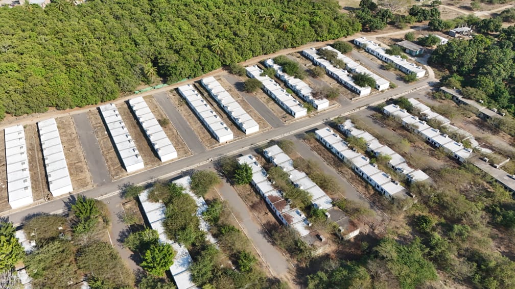 Viviendas frente al Cecytem no pueden ser habitadas, ni asignadas, resaltan autoridades municipales de Lázaro Cárdenas Viviendas frente al Cecytem no pueden ser habitadas, ni asignadas, resaltan autoridades municipales de Lázaro Cárdenas