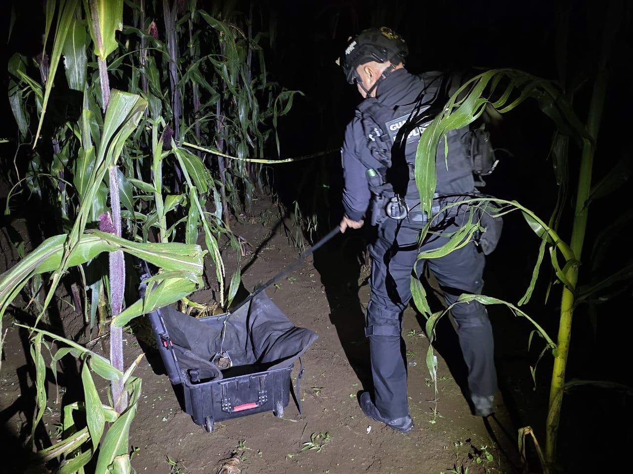 Grupo especial antiexplosivos desactiva granada de gas en Arantepacua Grupo especial antiexplosivos desactiva granada de gas en Arantepacua