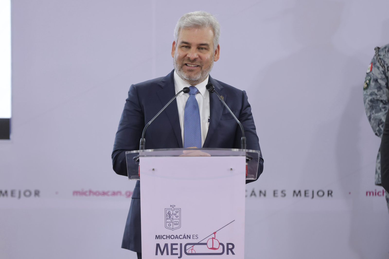 Michoacán disminuye pobreza más rápido que el promedio nacional: ARB Michoacán disminuye pobreza más rápido que el promedio nacional: ARB