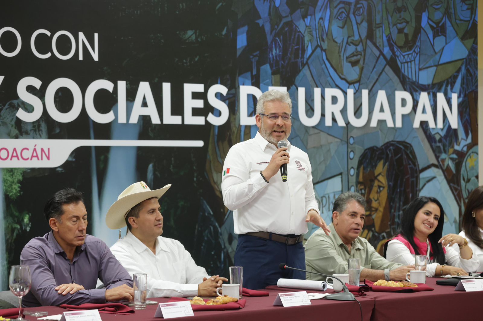 ARB y sector productivo de Uruapan revisan avances de obra y seguridad ARB y sector productivo de Uruapan revisan avances de obra y seguridad