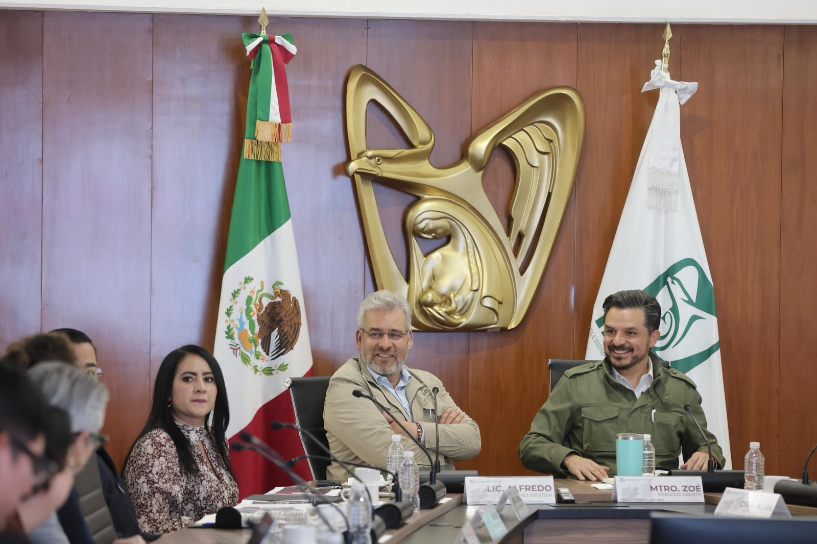 ARB y Zoé Robledo acuerdan trabajo para asignación de espacios a guarderías CECI del IMSS ARB y Zoé Robledo acuerdan trabajo para asignación de espacios a guarderías CECI del IMSS