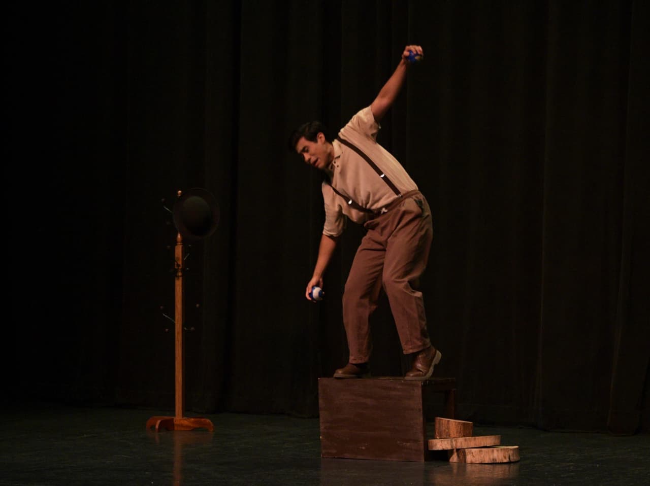 Con éxito concluyó la Muestra Estatal de Teatro Michoacán: Secum Con éxito concluyó la Muestra Estatal de Teatro Michoacán: Secum