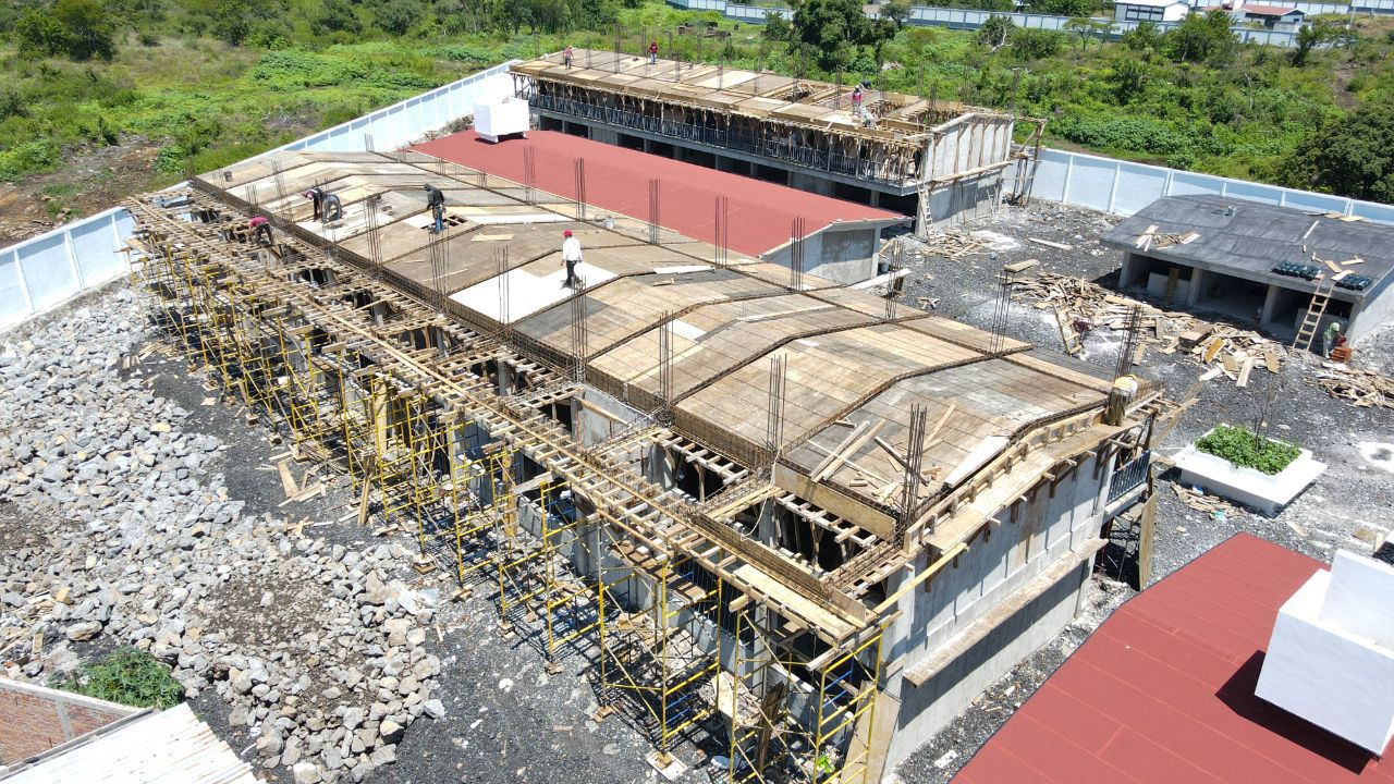 Con 70 % de avance, la nueva secundaria de Villas del Pedregal está casi lista: SCOP Con 70 % de avance, la nueva secundaria de Villas del Pedregal está casi lista: SCOP