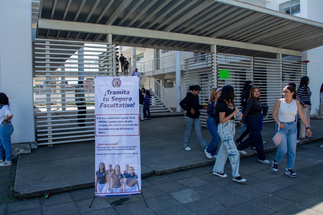Estudiante nicolaita, el seguro facultativo es tu derecho, tramítalo Estudiante nicolaita, el seguro facultativo es tu derecho, tramítalo