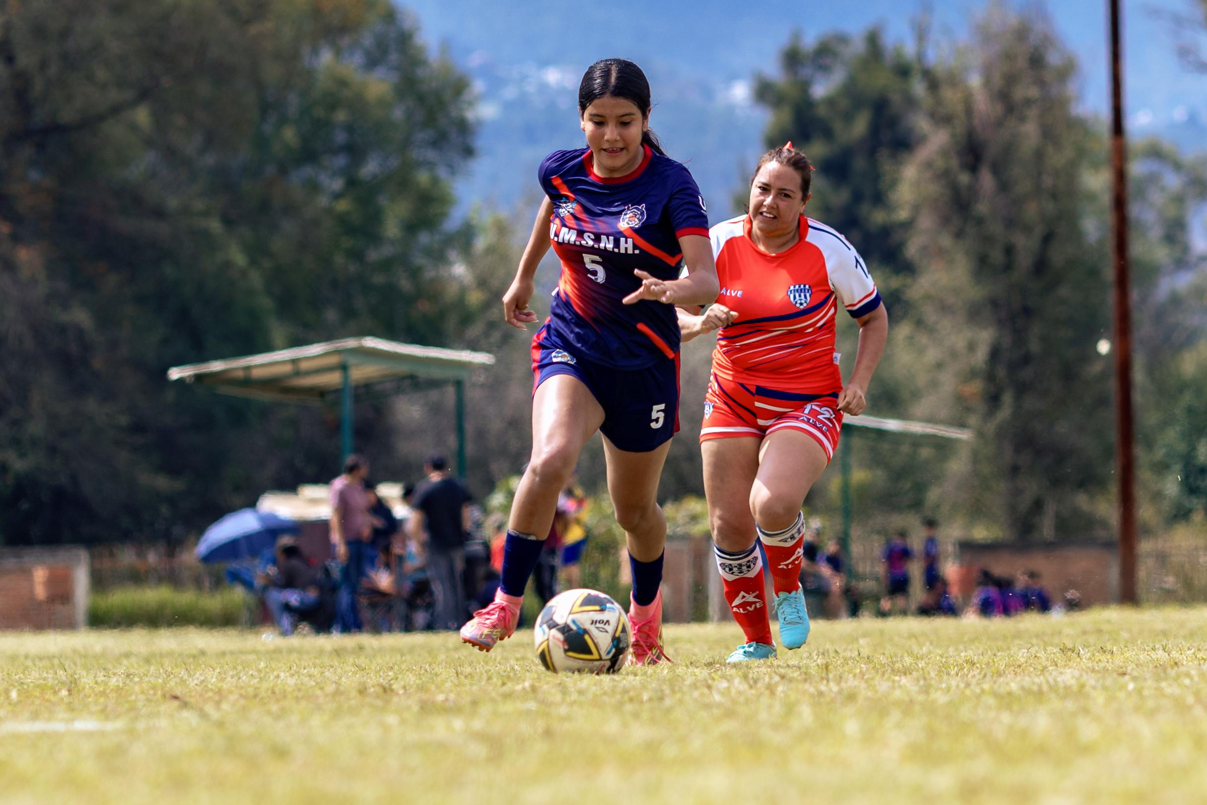 UMSNH logró su séptimo triunfo consecutivo en el Torneo de Verano de la Liga Municipal