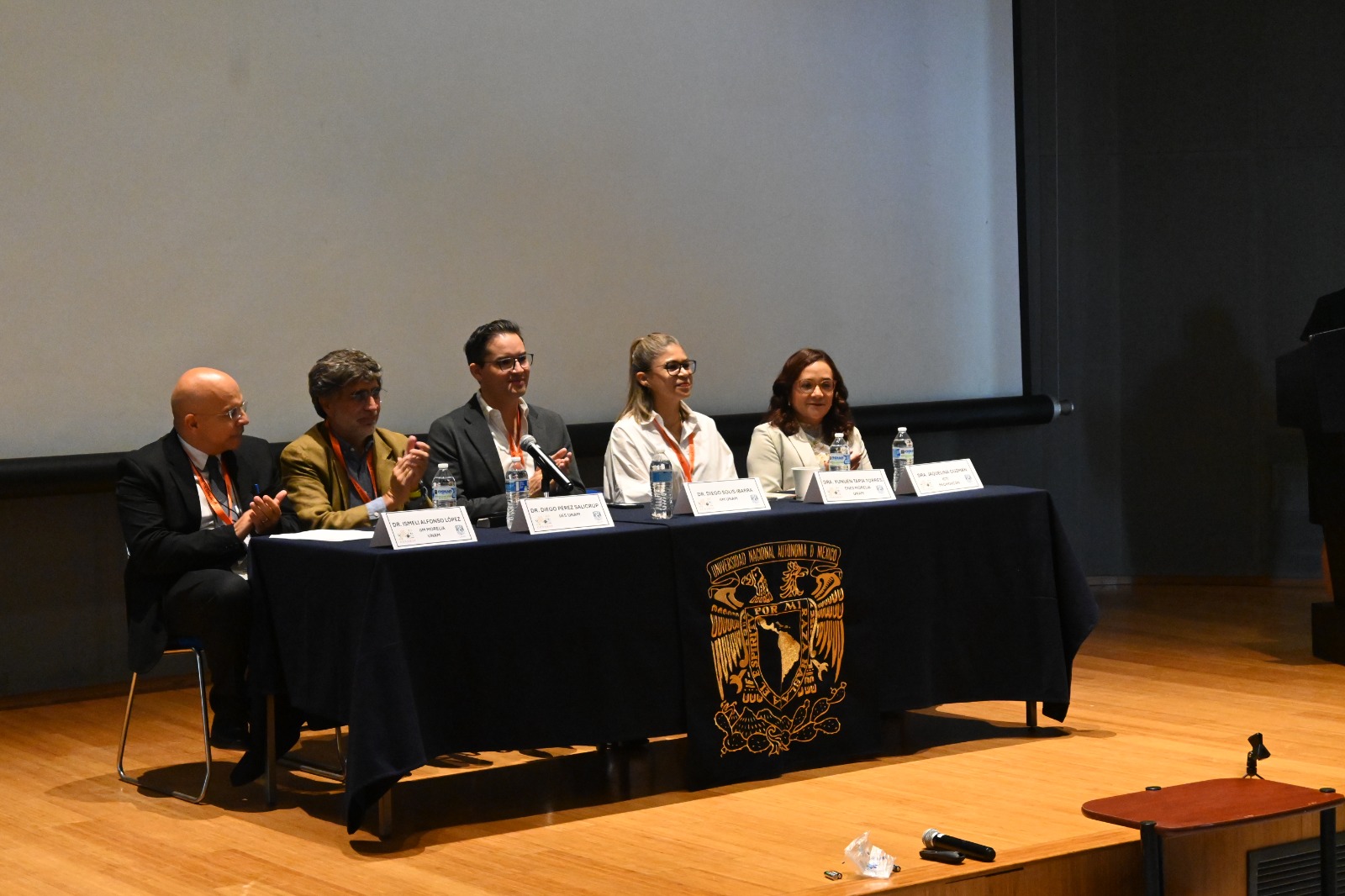 Inaugura UNAM Morelia el Congreso Nacional sobre Materiales de Frontera y la XX Escuela de Ciencia de Materiales y Nanotecnología Inaugura UNAM Morelia el Congreso Nacional sobre Materiales de Frontera y la XX Escuela de Ciencia de Materiales y Nanotecnología