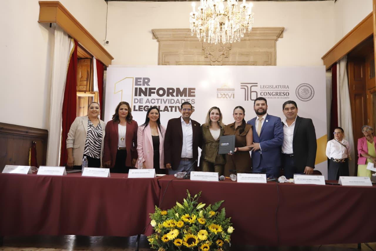 Fracción Parlamentaria del PRD presentó su Primer Informe Legislativo Fracción Parlamentaria del PRD presentó su Primer Informe Legislativo