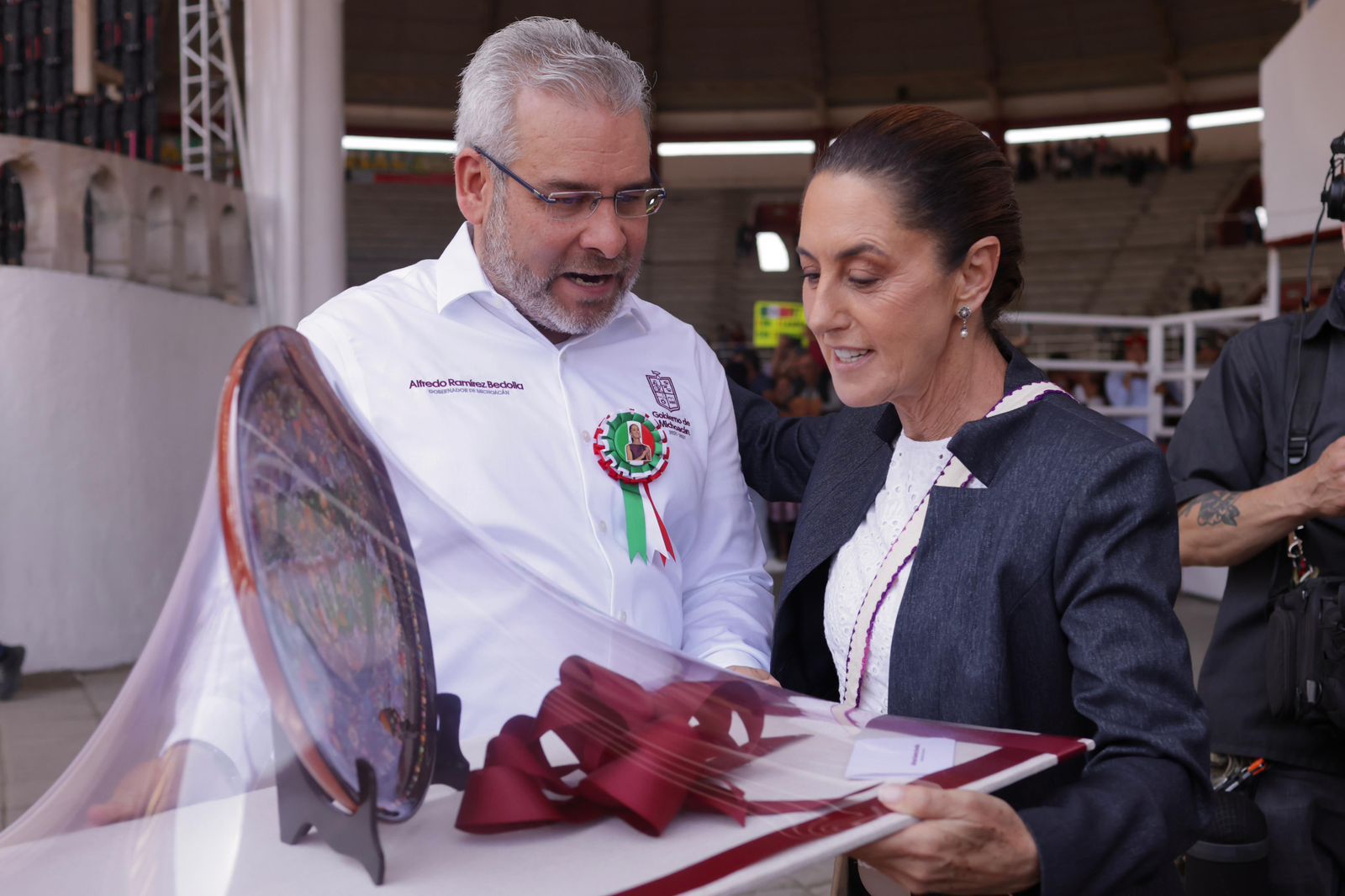 Michoacán avanza en infraestructura y educación con Sheinbaum: Bedolla