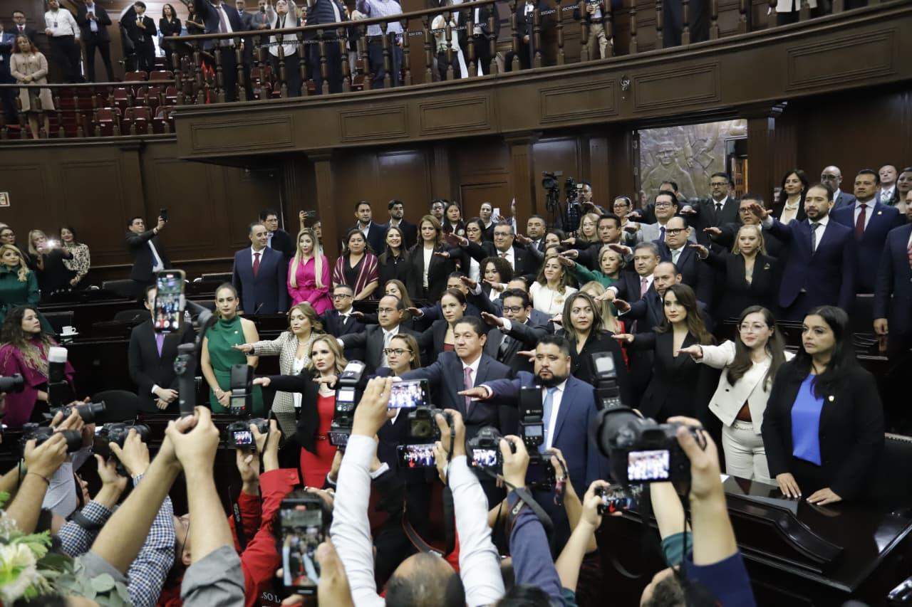 76 Legislatura tomó protesta a 109 nuevas personas juzgadoras representantes del Poder Judicial 76 Legislatura tomó protesta a 109 nuevas personas juzgadoras representantes del Poder Judicial