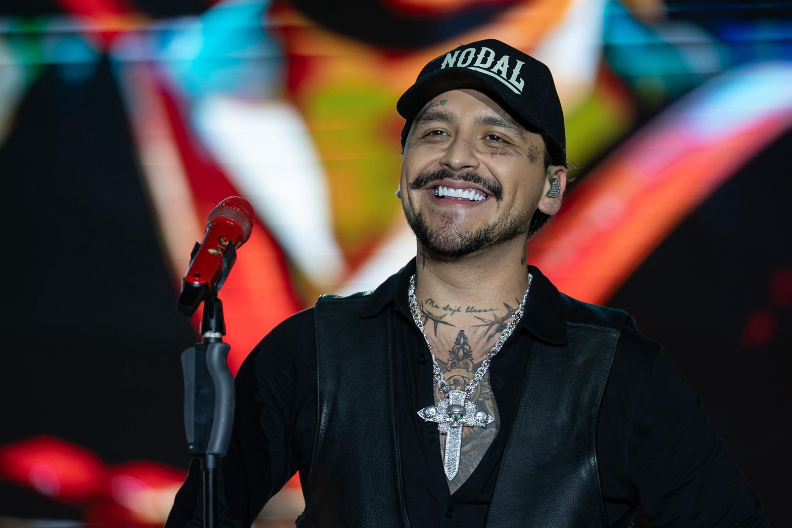Michoacanos celebran las fiestas patrias con Christian Nodal Michoacanos celebran las fiestas patrias con Christian Nodal