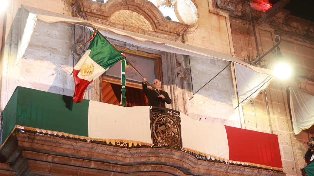 Michoacán celebra con alegría y en calma el 215 Aniversario del Inicio de la Independencia Michoacán celebra con alegría y en calma el 215 Aniversario del Inicio de la Independencia