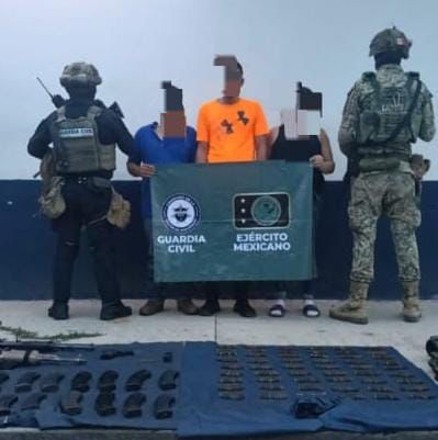 Tres detenidos con armamento en Operación Apatzingán: SSP