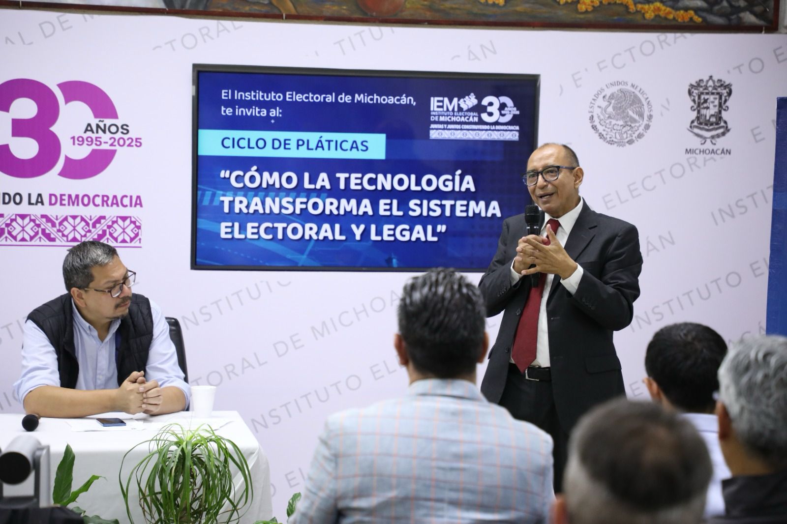 IEM inaugura ciclo de pláticas sobre el impacto de la tecnología en el sistema electoral y legal IEM inaugura ciclo de pláticas sobre el impacto de la tecnología en el sistema electoral y legal