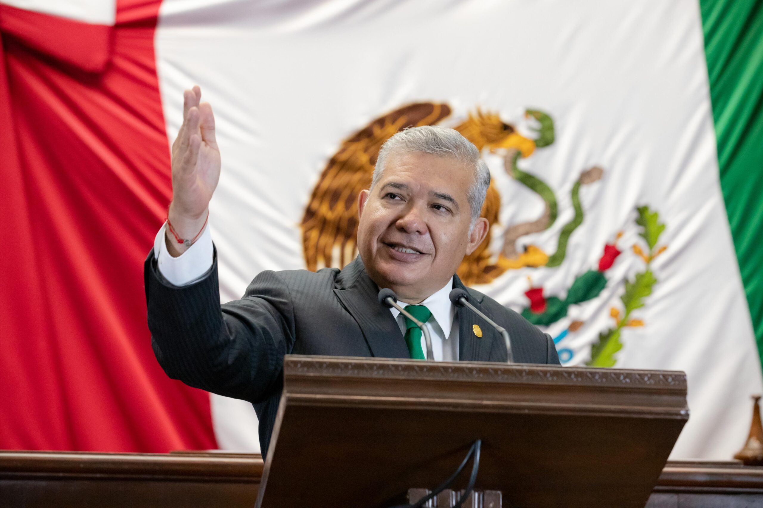 Juan Antonio Magaña de la Mora rinde informe legislativo: orden, diálogo y resultados para Michoacán Juan Antonio Magaña de la Mora rinde informe legislativo: orden, diálogo y resultados para Michoacán