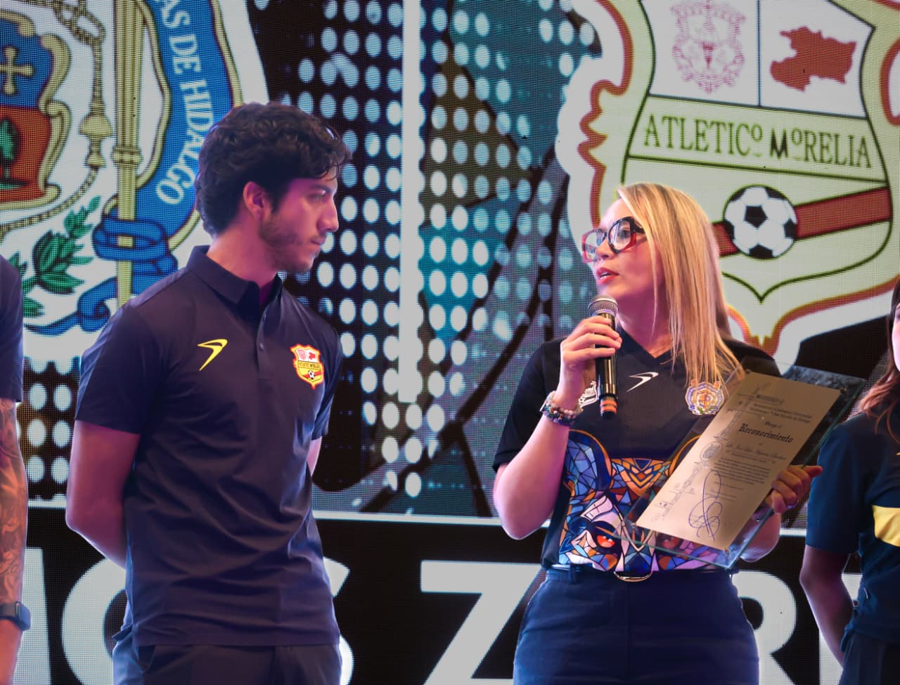 Alianza entre UMSNH y Atlético Morelia abre las puertas a nuevos sueños, señala Yarabí Ávila; presentan equipo femenil de TDP Alianza entre UMSNH y Atlético Morelia abre las puertas a nuevos sueños, señala Yarabí Ávila; presentan equipo femenil de TDP
