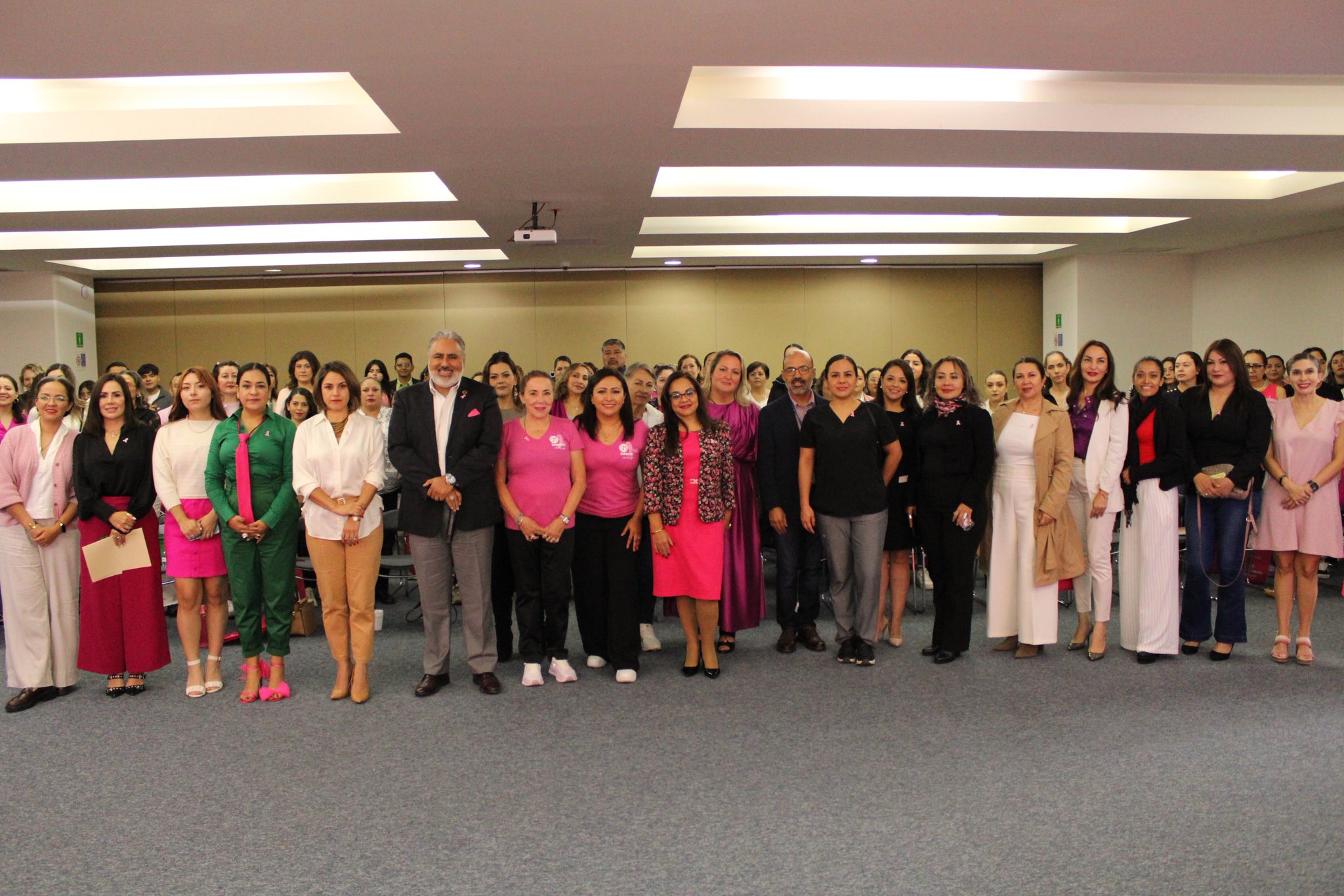 CANACINTRA Morelia se suma en la lucha contra el cáncer de mama
