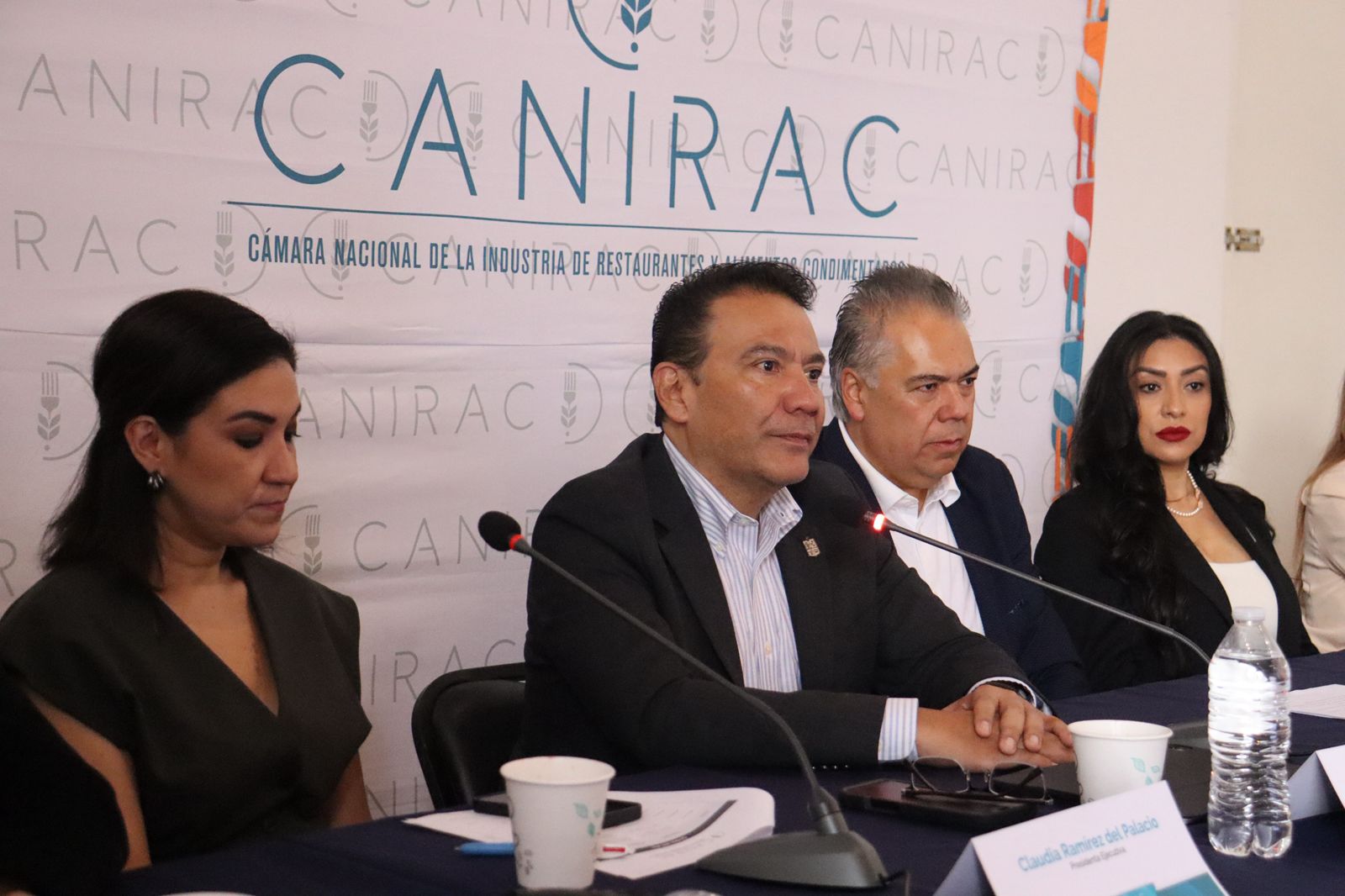 Va Michoacán por ser parte de la guía turística Michelin Va Michoacán por ser parte de la guía turística Michelin