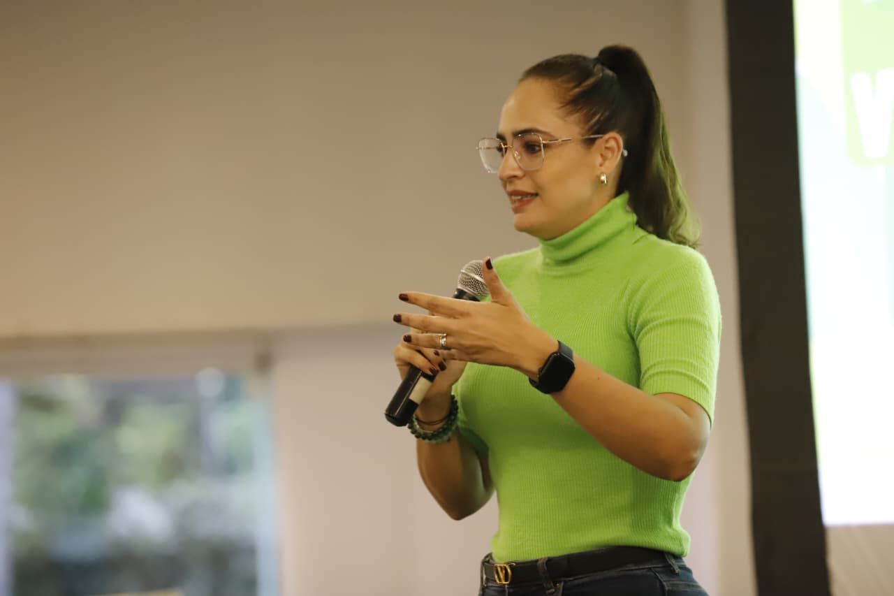 Sandra Arreola propone garantizar la justificación de inasistencias escolares por motivos menstruales en Michoacán Sandra Arreola propone garantizar la justificación de inasistencias escolares por motivos menstruales en Michoacán