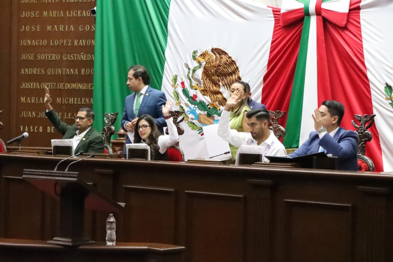 Jóvenes de 18 años podrán ser diputados en Michoacán: 76 Legislatura Jóvenes de 18 años podrán ser diputados en Michoacán: 76 Legislatura