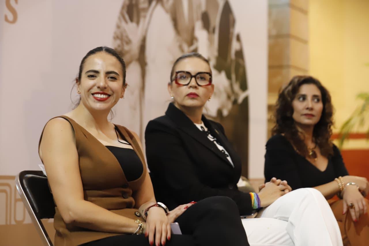 En el Congreso del Estado, honramos a las pioneras del voto femenino, con acciones y leyes concretas en favor de las mujeres: Giulianna Bugarini. En el Congreso del Estado, honramos a las pioneras del voto femenino, con acciones y leyes concretas en favor de las mujeres: Giulianna Bugarini.