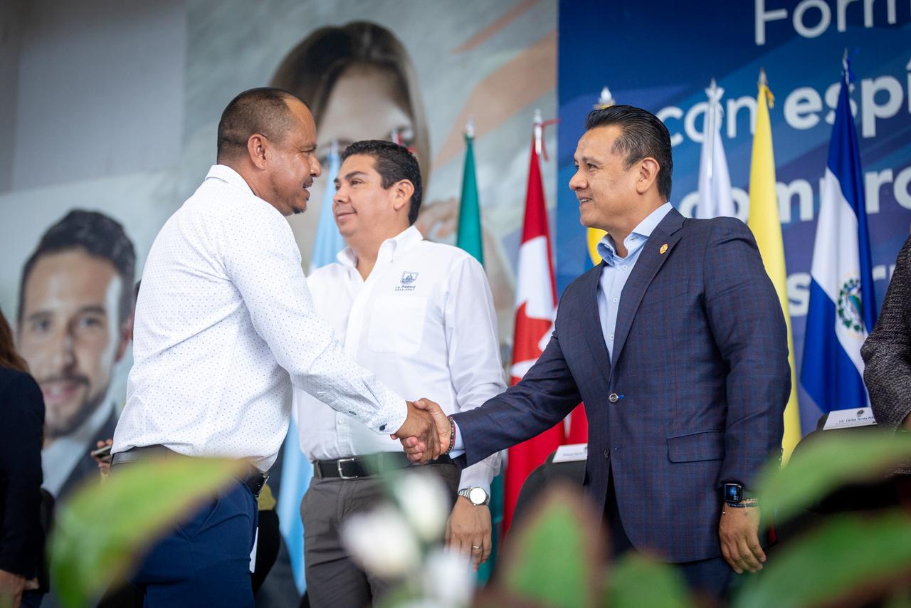 Recoger la realidad de Michoacán para transformar la FGE, prioridad de los Foros Ciudadanos “Transforma tu Fiscalía”: Carlos Torres Piña Recoger la realidad de Michoacán para transformar la FGE, prioridad de los Foros Ciudadanos “Transforma tu Fiscalía”: Carlos Torres Piña