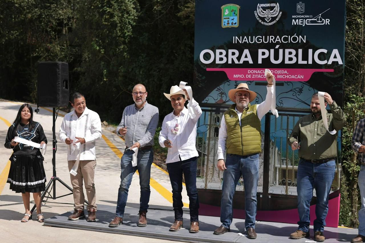 Inaugura ARB calle y domo en autogobierno de Donaciano Ojeda Inaugura ARB calle y domo en autogobierno de Donaciano Ojeda