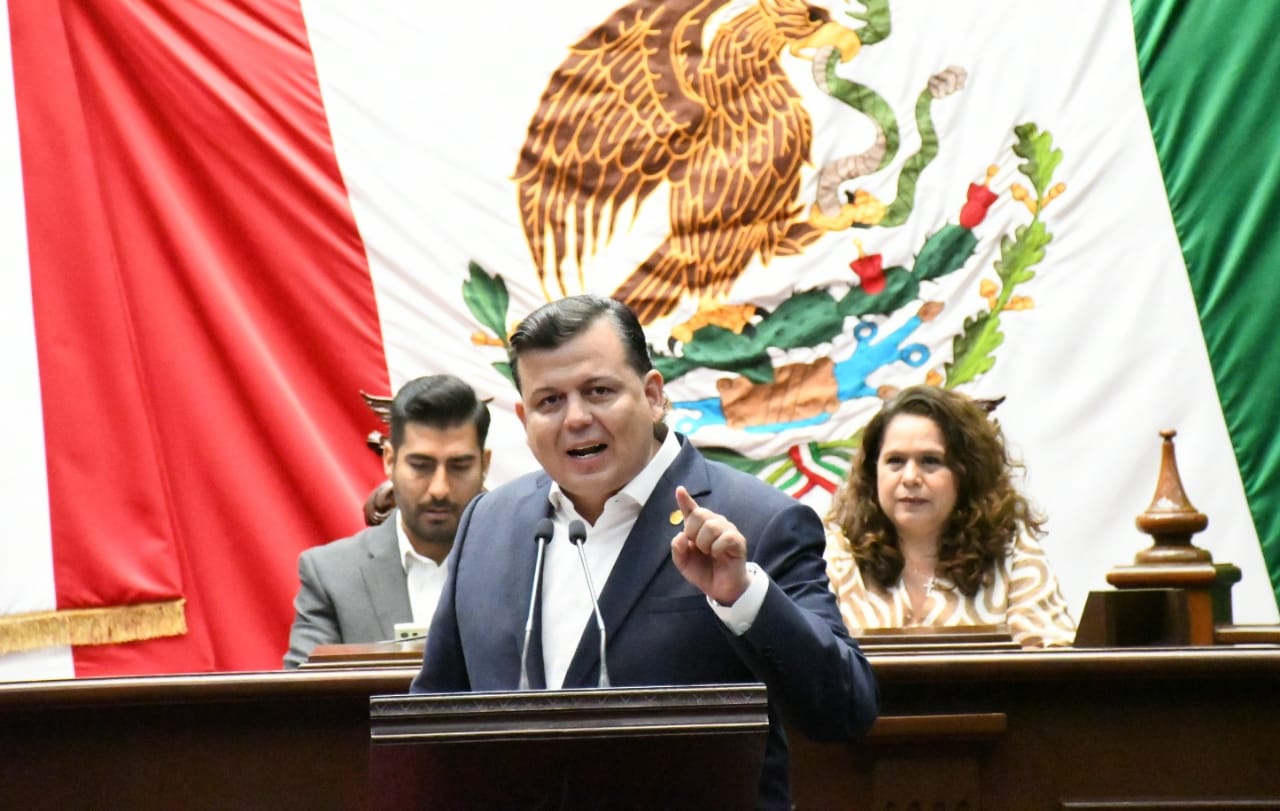 Propone Memo Valencia que partidos destinen 10% de presupuesto a grupos prioritarios Propone Memo Valencia que partidos destinen 10% de presupuesto a grupos prioritarios