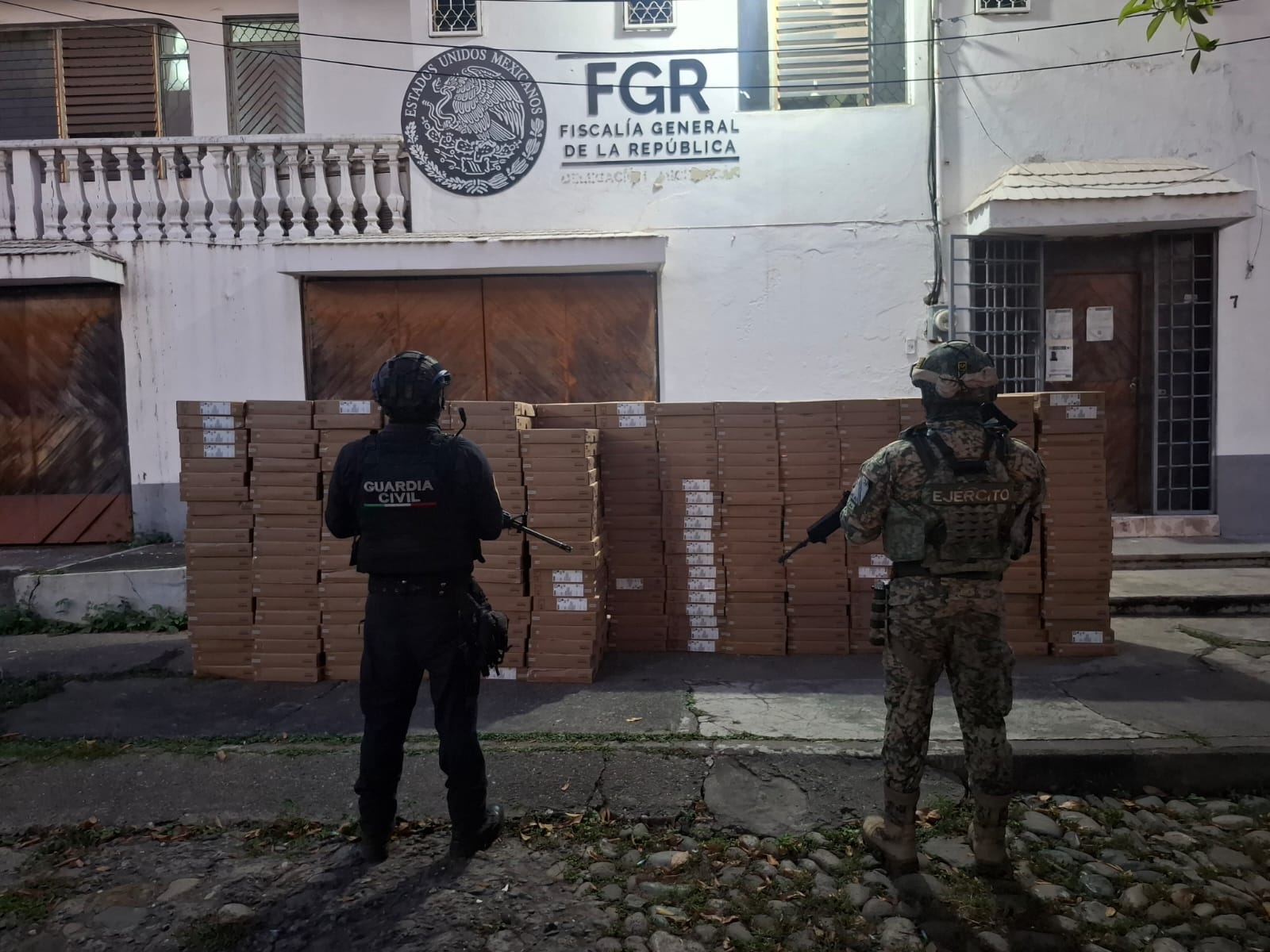 SSP y Defensa recuperan casi 400 computadoras reportadas como robadas en Arteaga