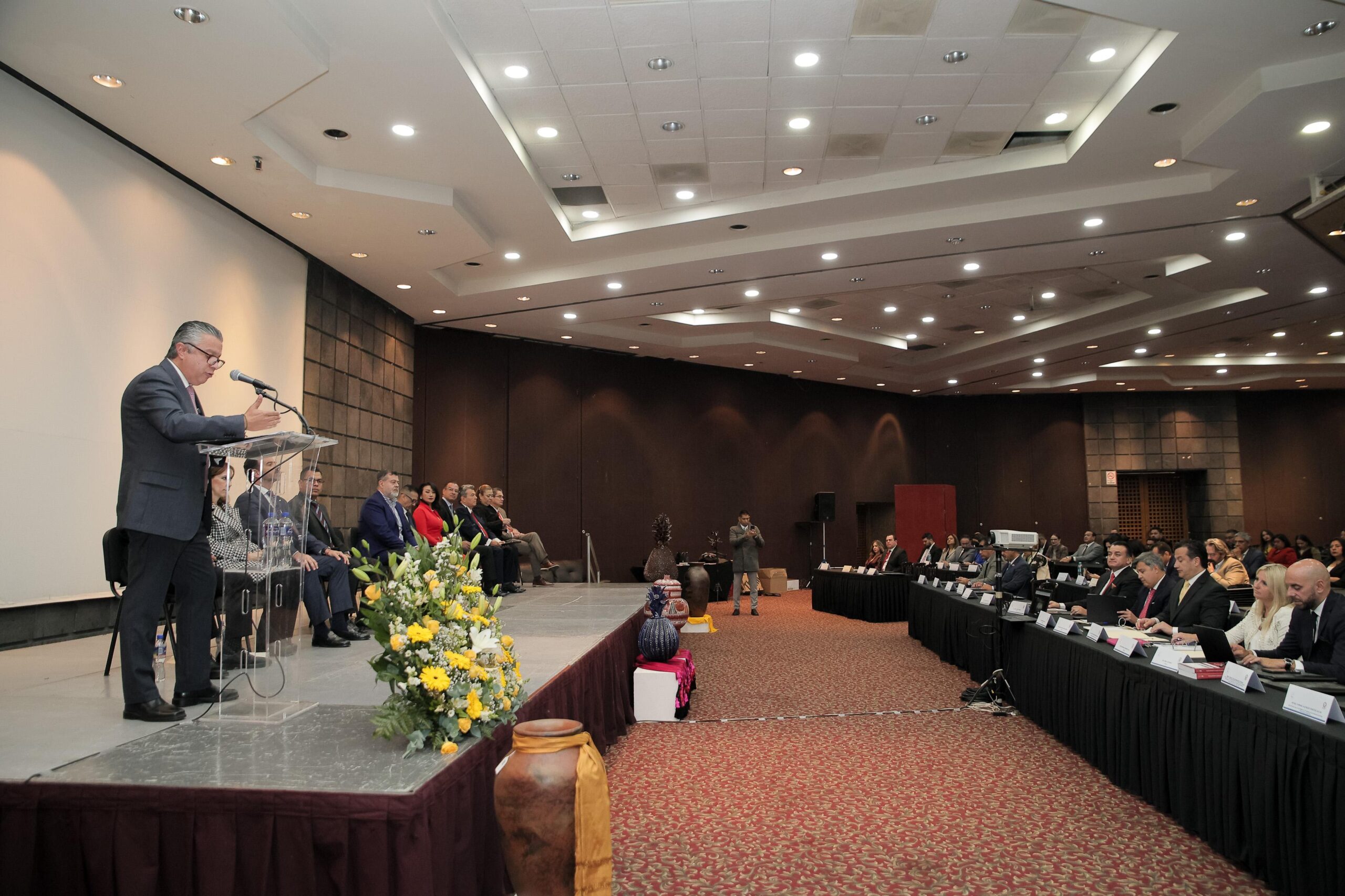 Fundamental, una justicia administrativa más cercana a la gente: Luis Navarro