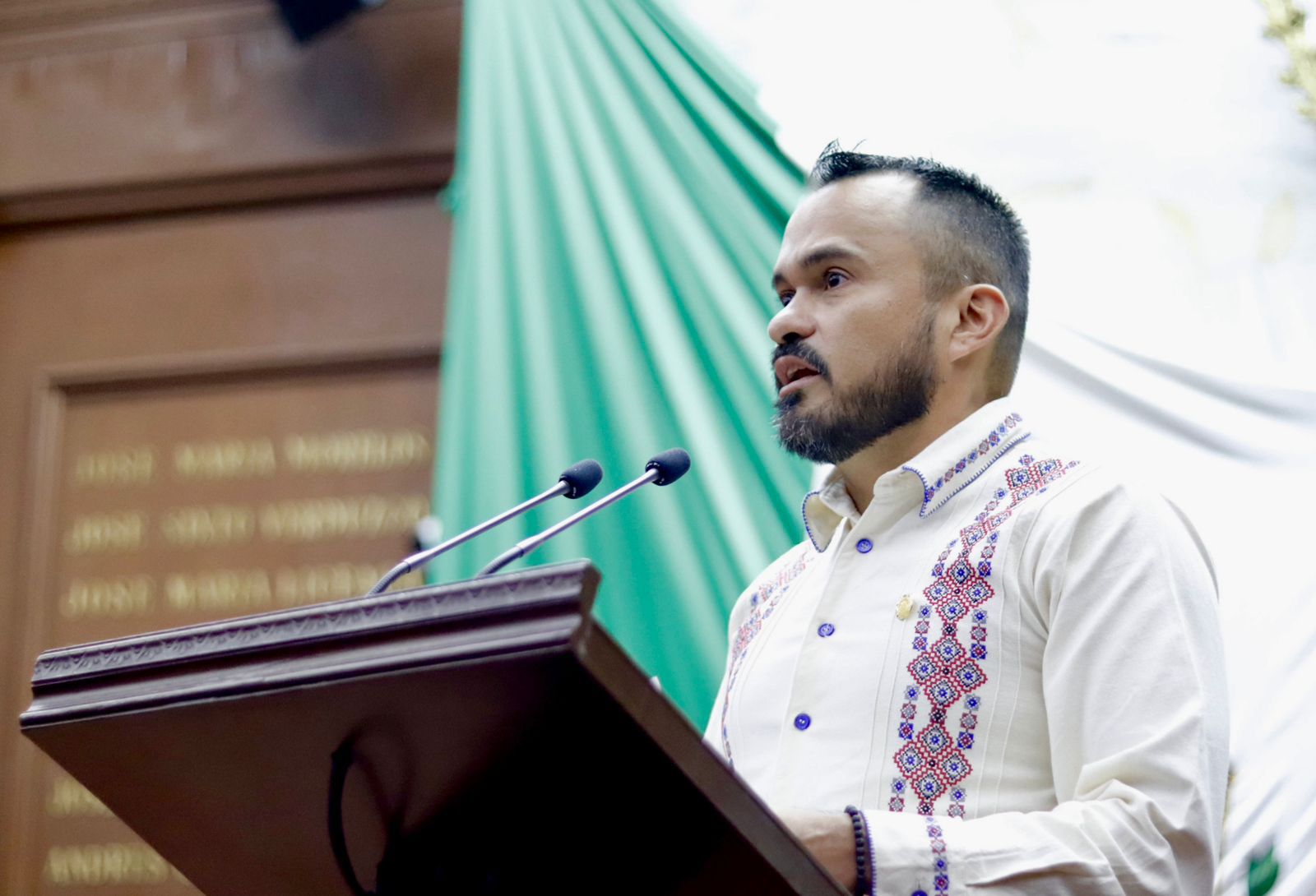 Hugo Rangel propone formalizar la suscripción de iniciativas para fortalecer la responsabilidad política y agilizar el trabajo legislativo Hugo Rangel propone formalizar la suscripción de iniciativas para fortalecer la responsabilidad política y agilizar el trabajo legislativo