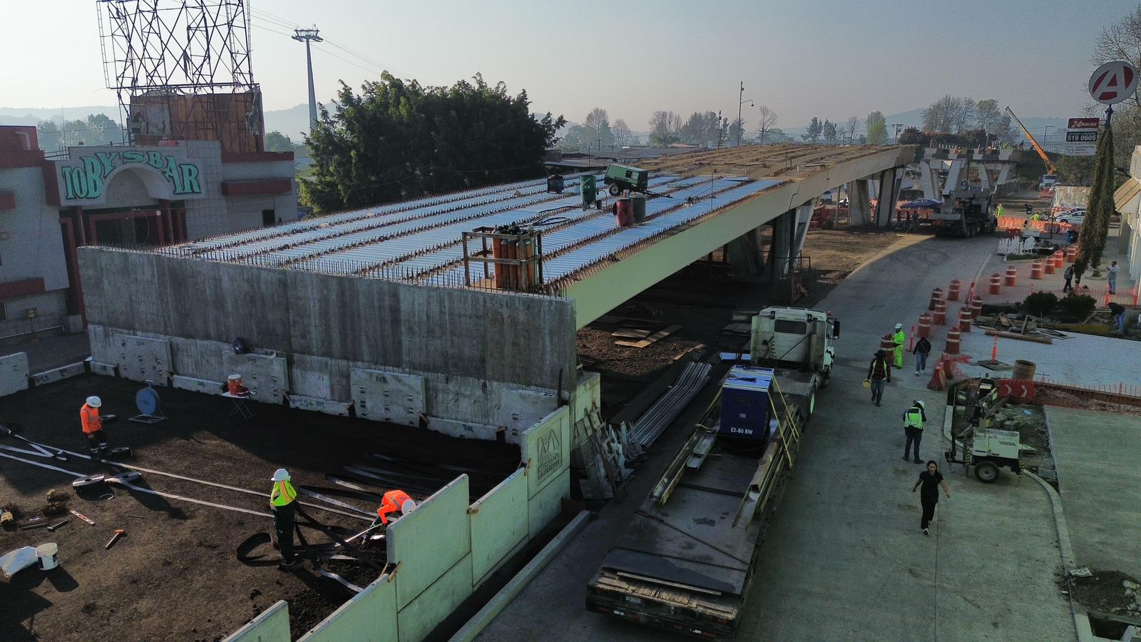 Distribuidor vial La Hielera en la recta final con el 87 % de avance: Rogelio Zarazúa Distribuidor vial La Hielera en la recta final con el 87 % de avance: Rogelio Zarazúa