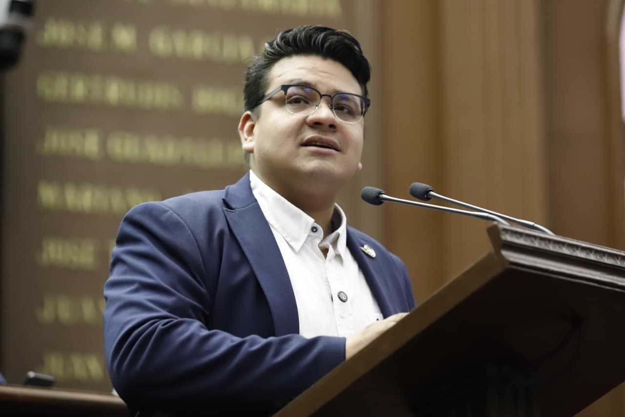 Educación alimentaria en el nivel básico, pilar para la salud pública: Toño Carreño Educación alimentaria en el nivel básico, pilar para la salud pública: Toño Carreño