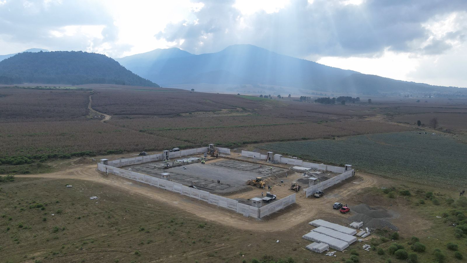 Meseta Purépecha tendrá nuevo cuartel de la Guardia Civil: Rogelio Zarazúa Meseta Purépecha tendrá nuevo cuartel de la Guardia Civil: Rogelio Zarazúa