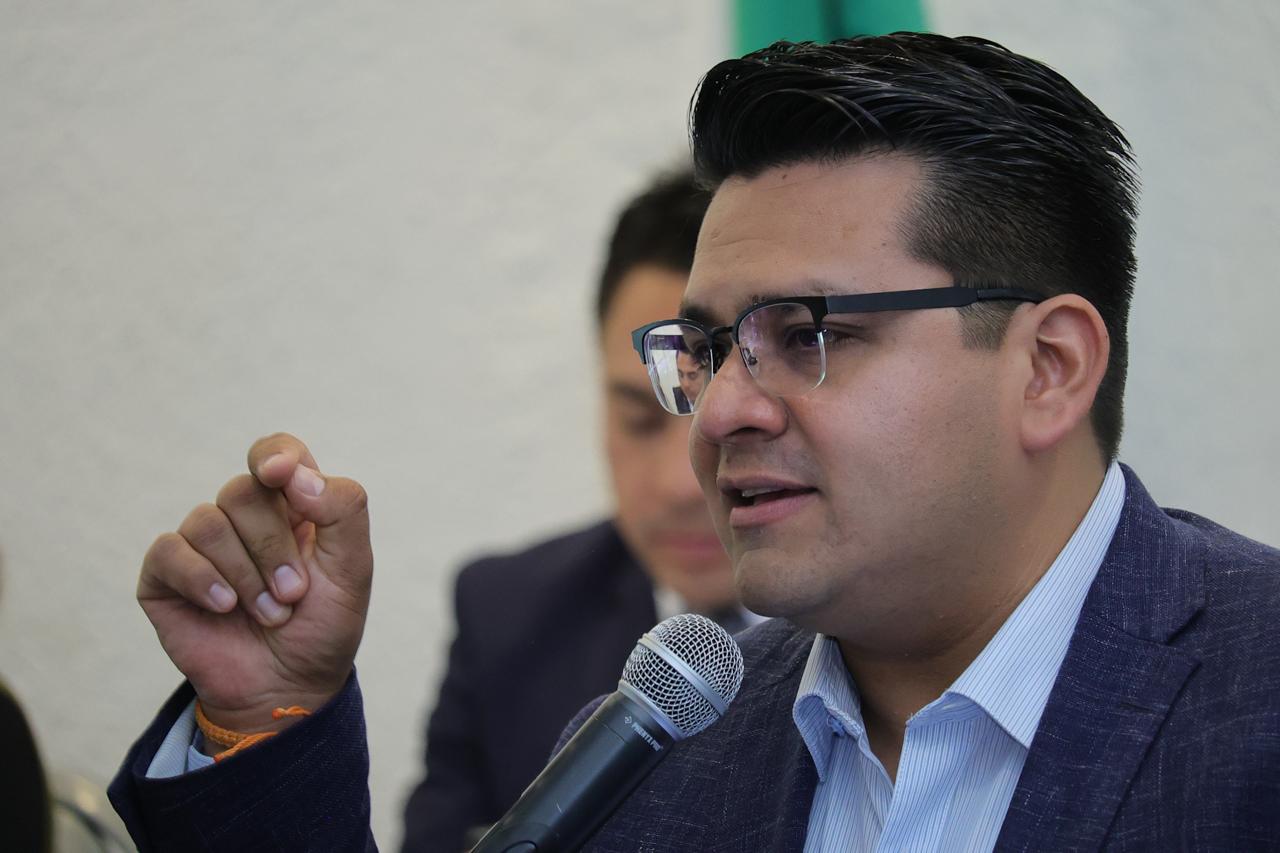 Presenta Toño Carreño iniciativa para combatir reclutamiento de niños y jóvenes Presenta Toño Carreño iniciativa para combatir reclutamiento de niños y jóvenes