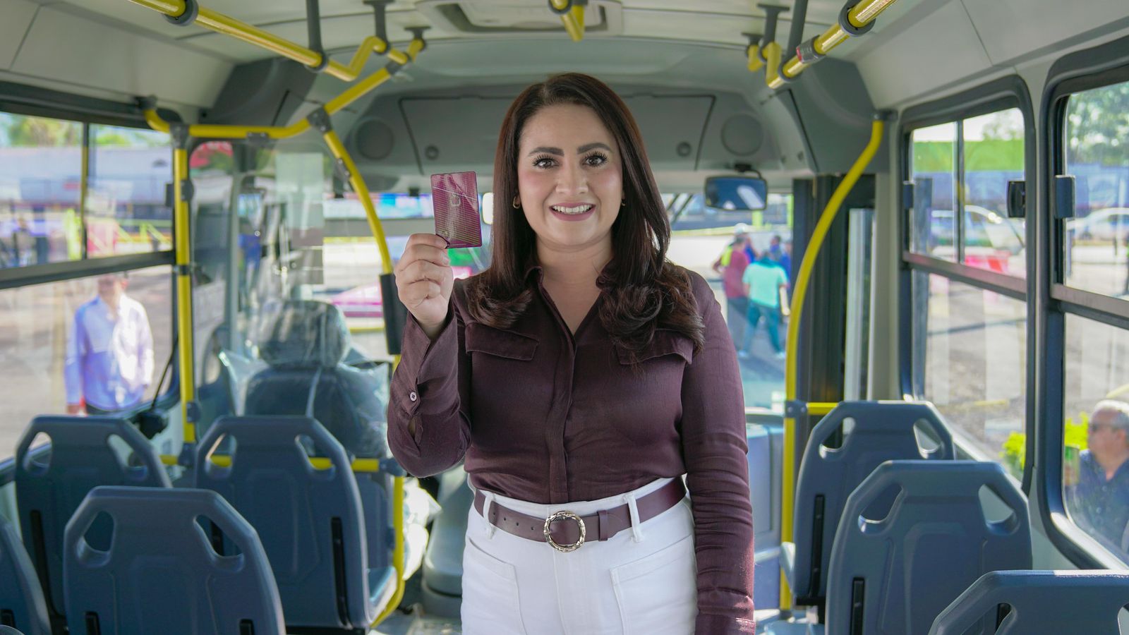 Anuncia Gladyz Butanda renovación de transporte en Morelia. Anuncia Gladyz Butanda renovación de transporte en Morelia.