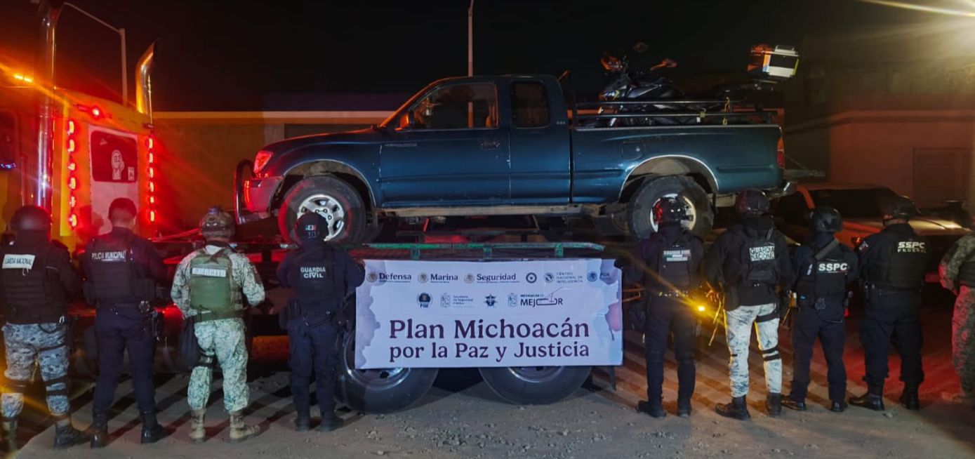 Dos detenidos y aseguradas armas, droga y combustible en Sahuayo y Tingambato